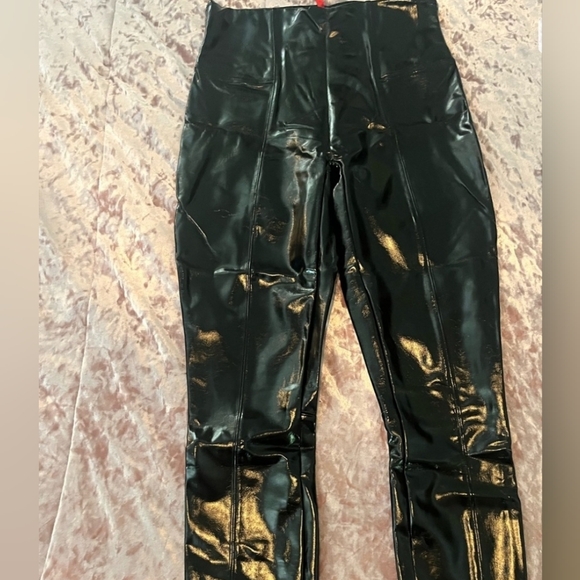 SPANX Black Glossy Leggings - Picture 2 of 3